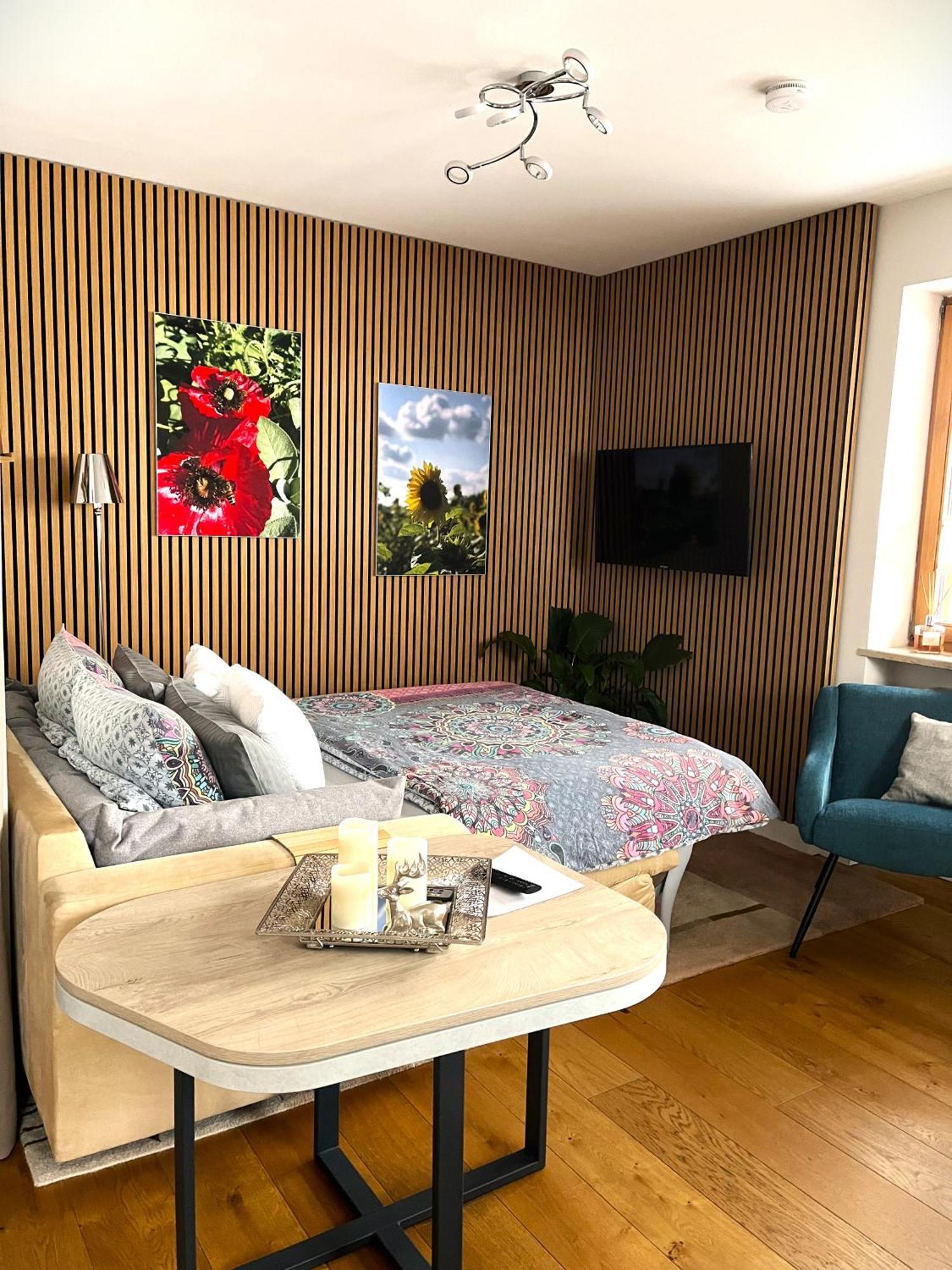 Apartment Wohlfuehlplatzl - Urgemuetlich & Ruhig Vogtareuth ภายนอก รูปภาพ