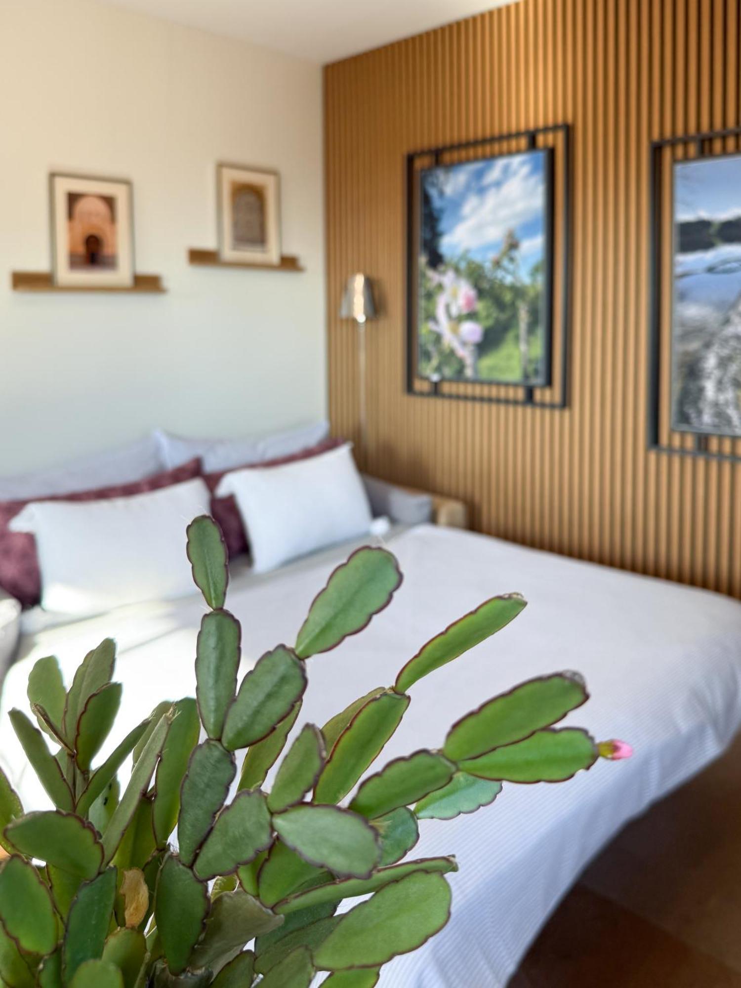 Apartment Wohlfuehlplatzl - Urgemuetlich & Ruhig Vogtareuth ภายนอก รูปภาพ